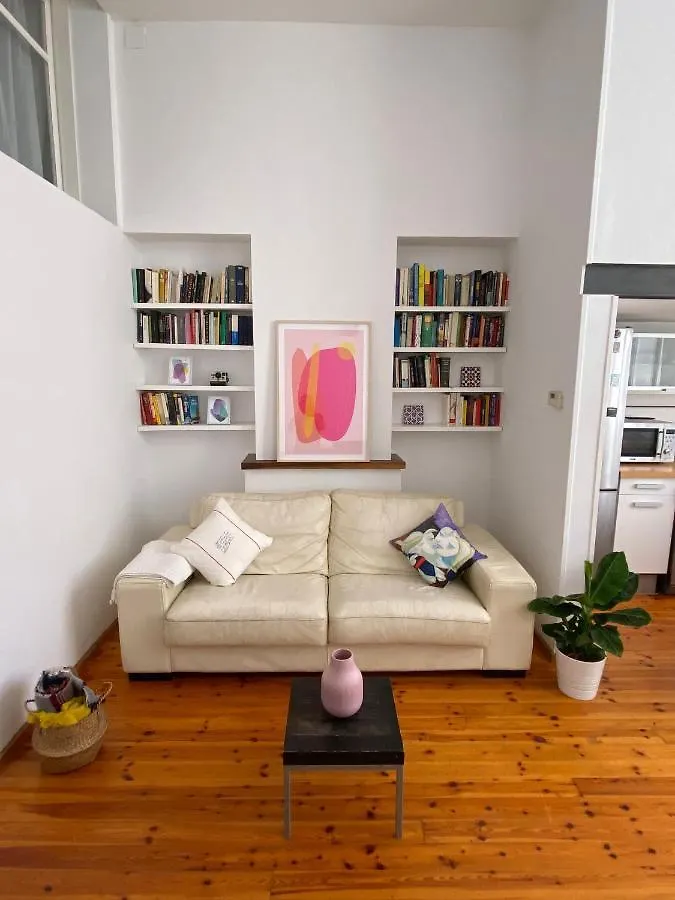 Artsy Apartment In Poble Sec - Plaza Espanya Barcelona